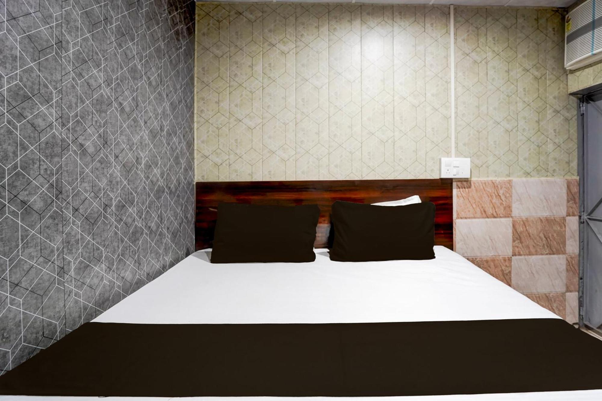 Hotel O Anant Ghaziabad Exterior photo